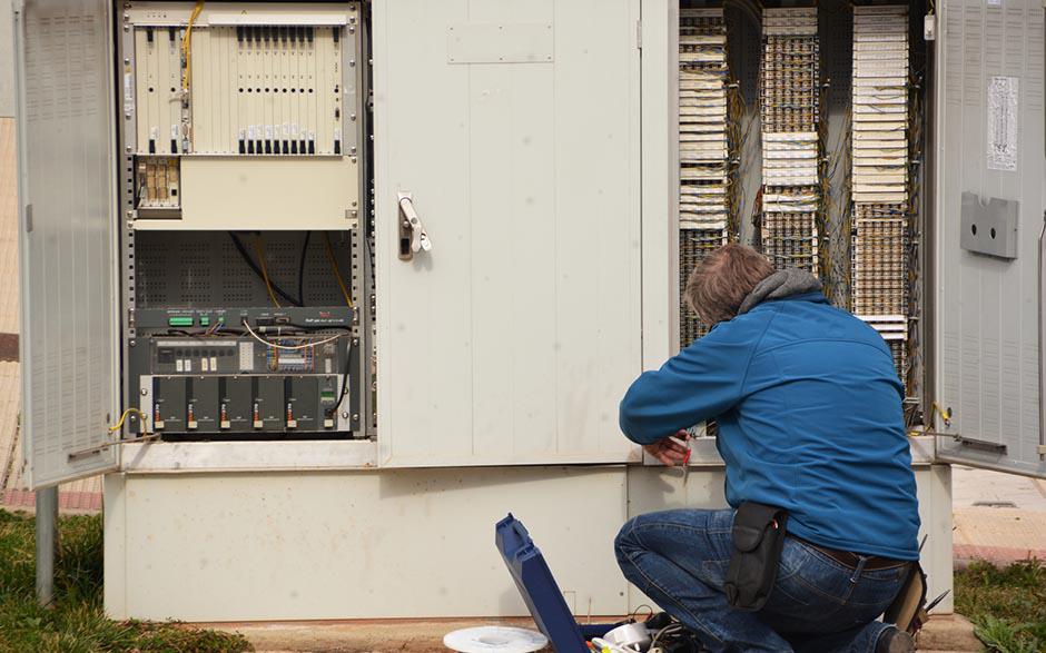 monteur électricien Enghien-les-Bains